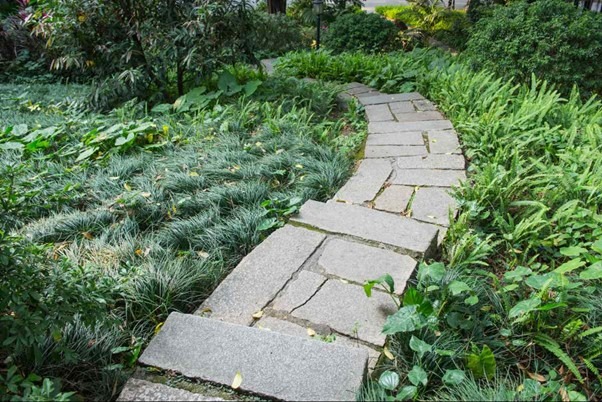 Paver Walkway – Tips for a Perfect Pathway