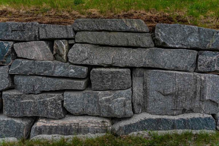 Retaining Wall Types: Which One is Best for Your Yard?